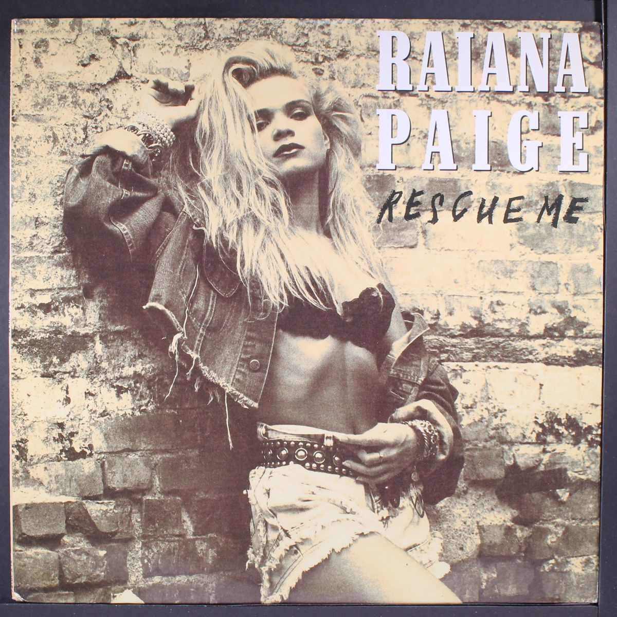 rescue me by RAIANA PAIGE