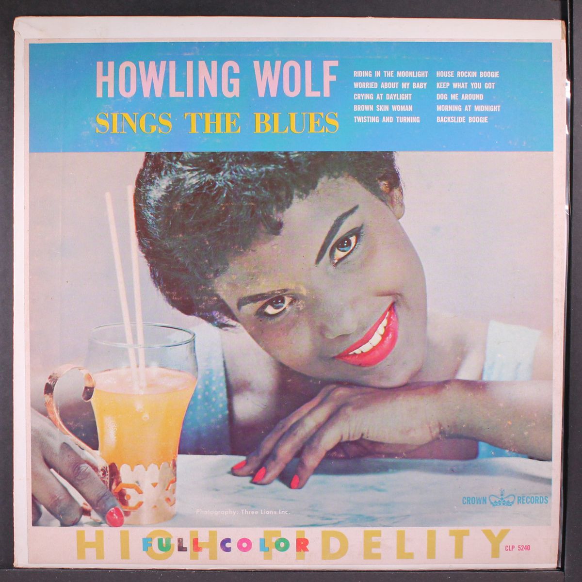 sings the blues by HOWLIN' WOLF