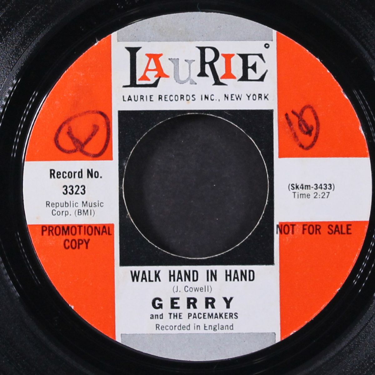 walk hand in hand / dreams by GERRY & PACEMAKERS