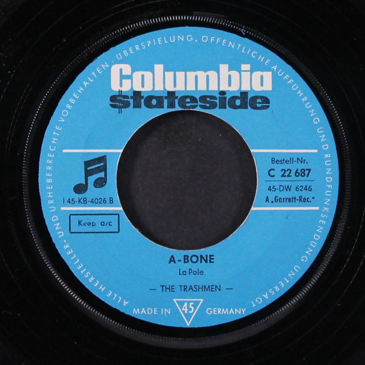 bird dance beat / a bone by TRASHMEN
