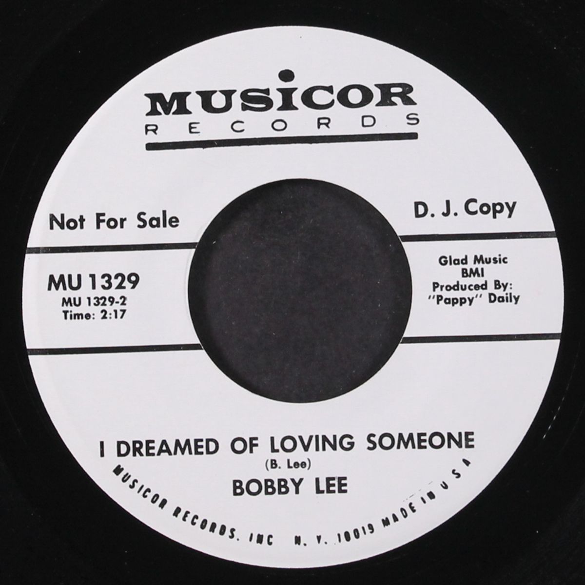he's the boss / dreamed of loving someone by BOBBY LEE