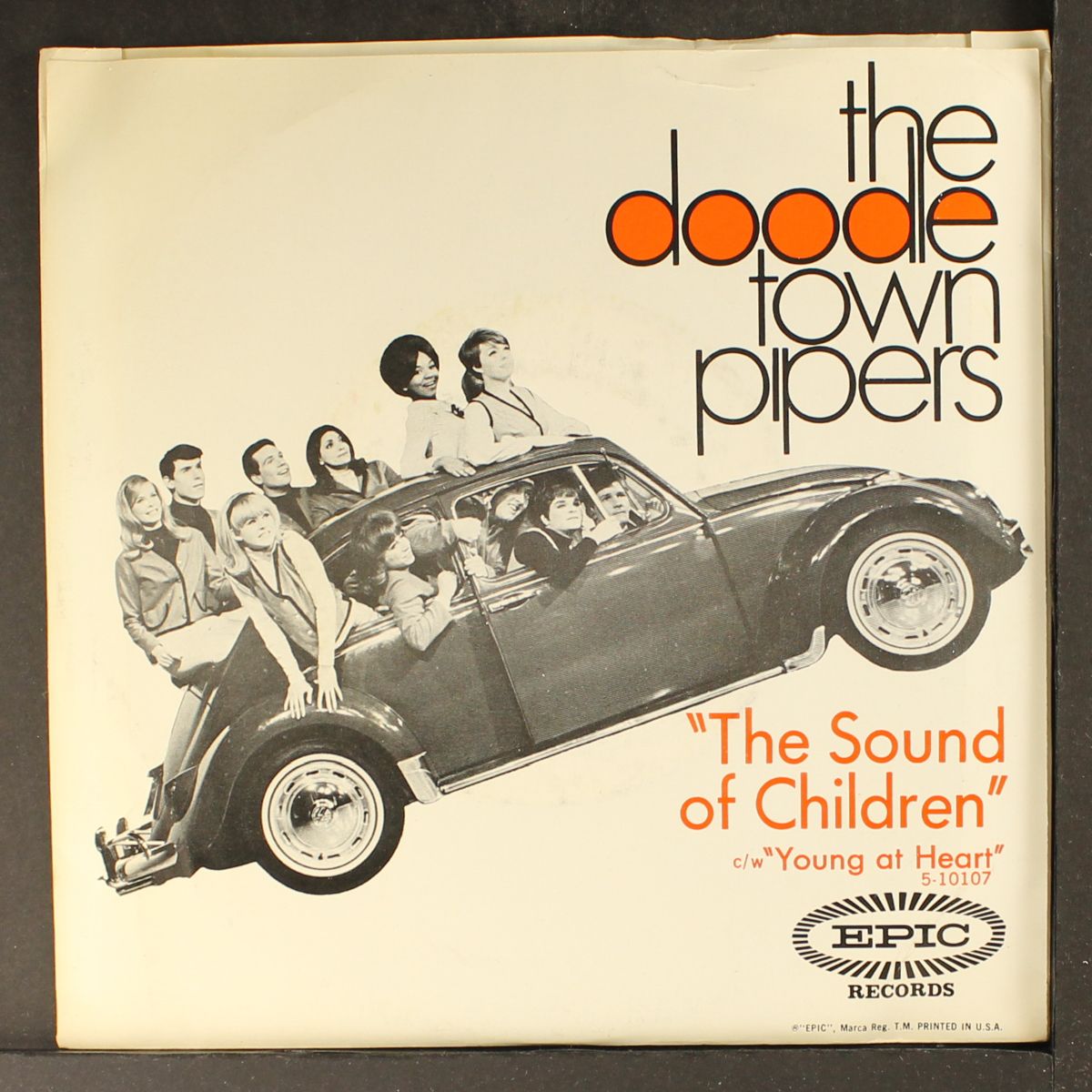 the sound of children / young at heart by DOODLETOWN PIPERS