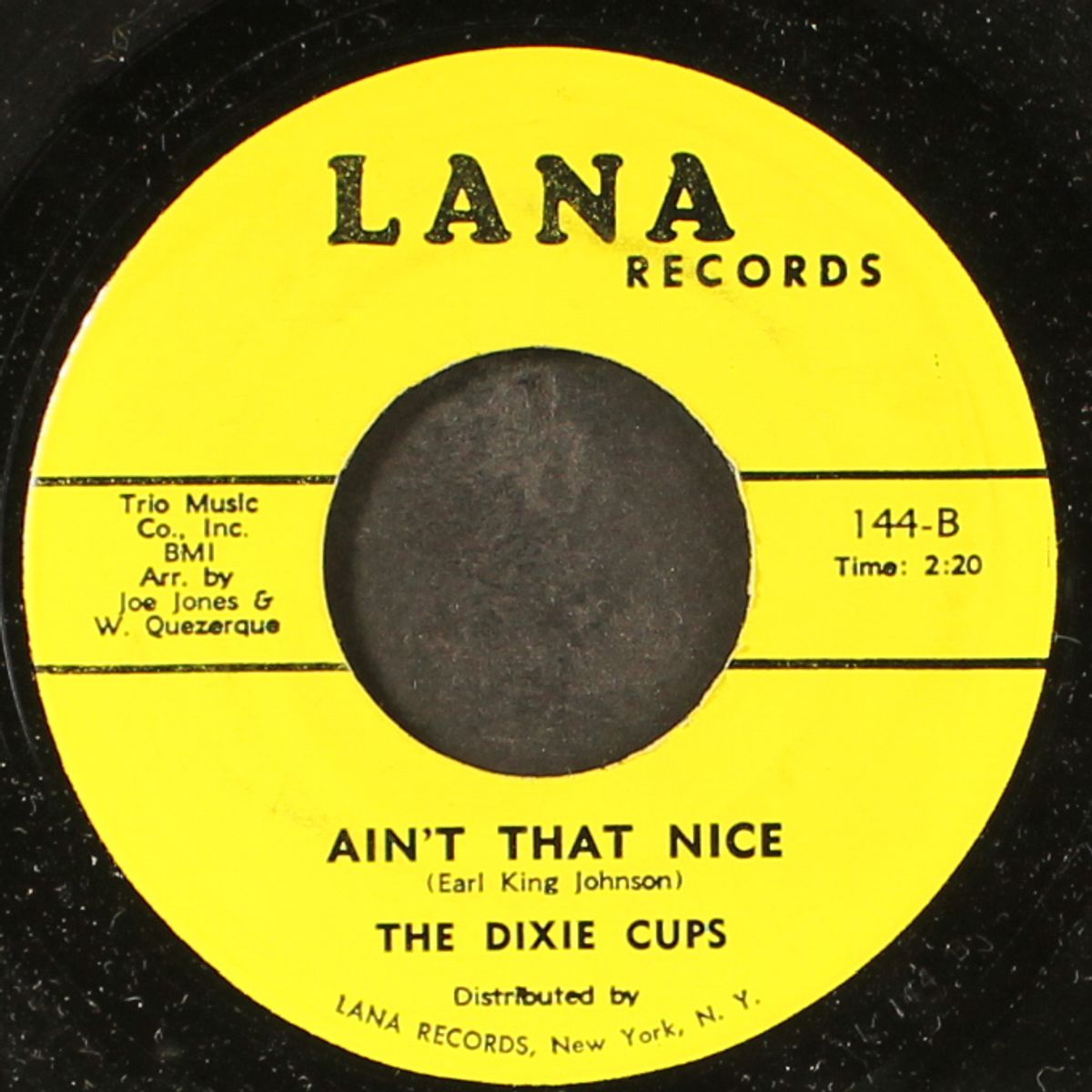 chapel of love / ain't that nice by DIXIE CUPS