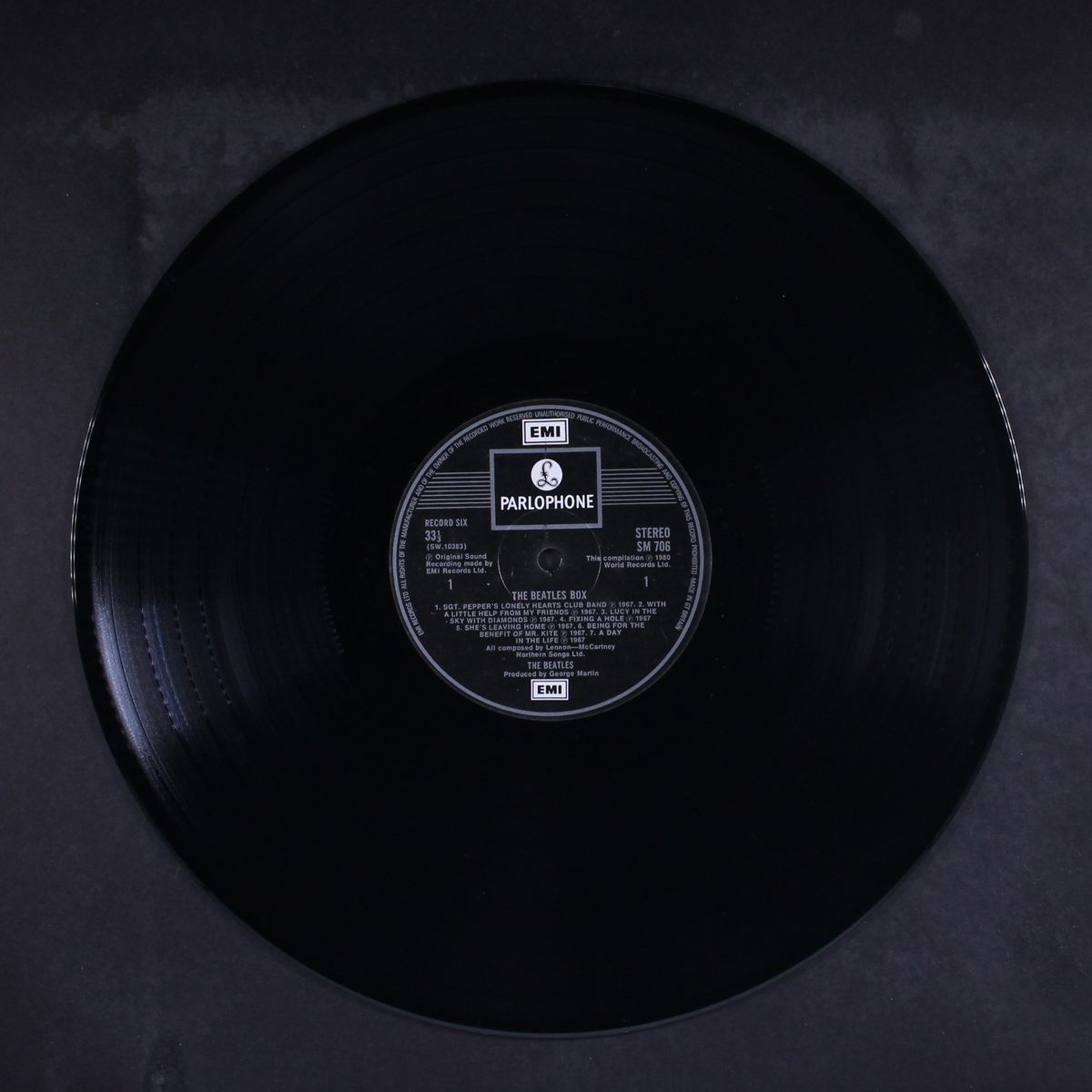 the beatles box by BEATLES