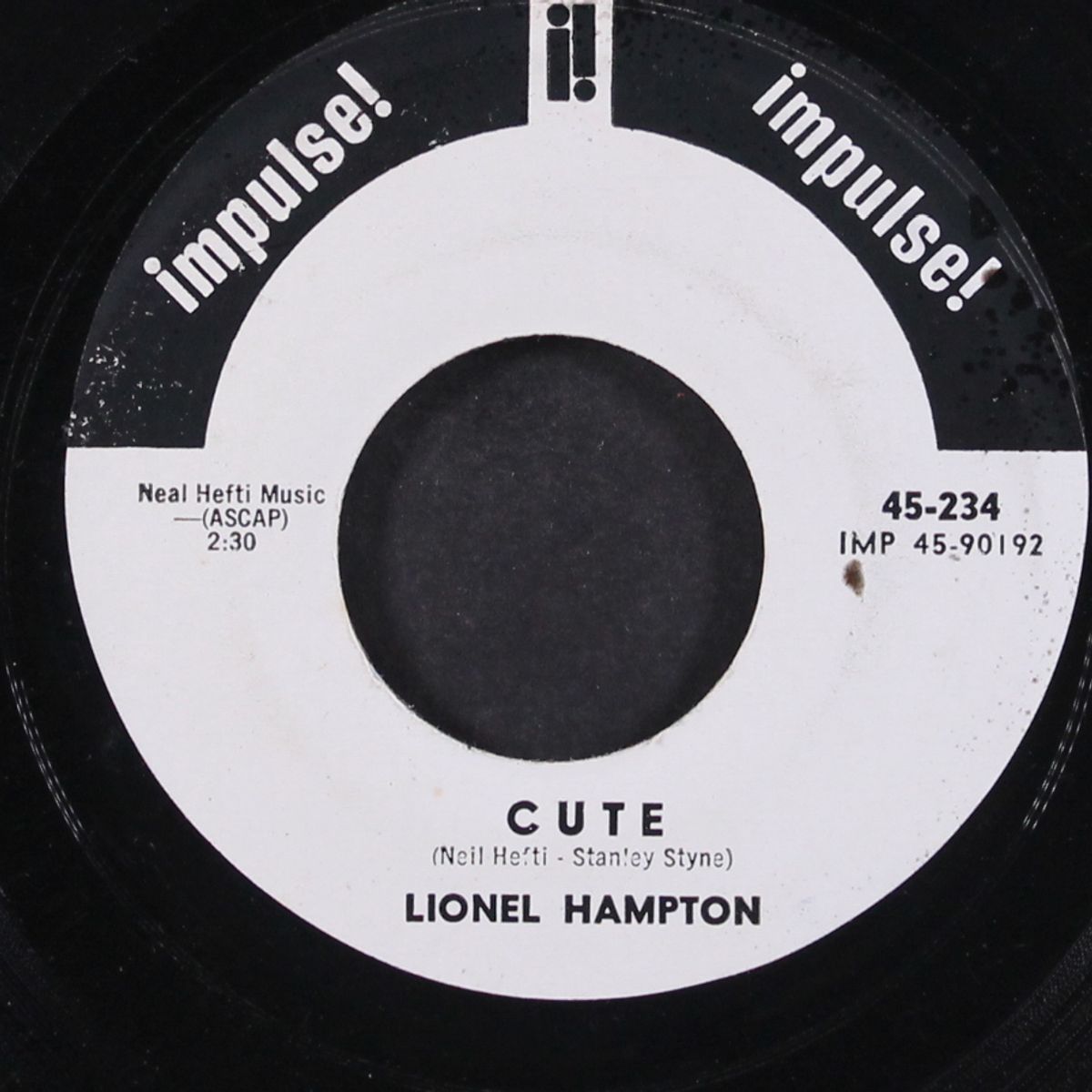 trick or treat / cute by LIONEL HAMPTON
