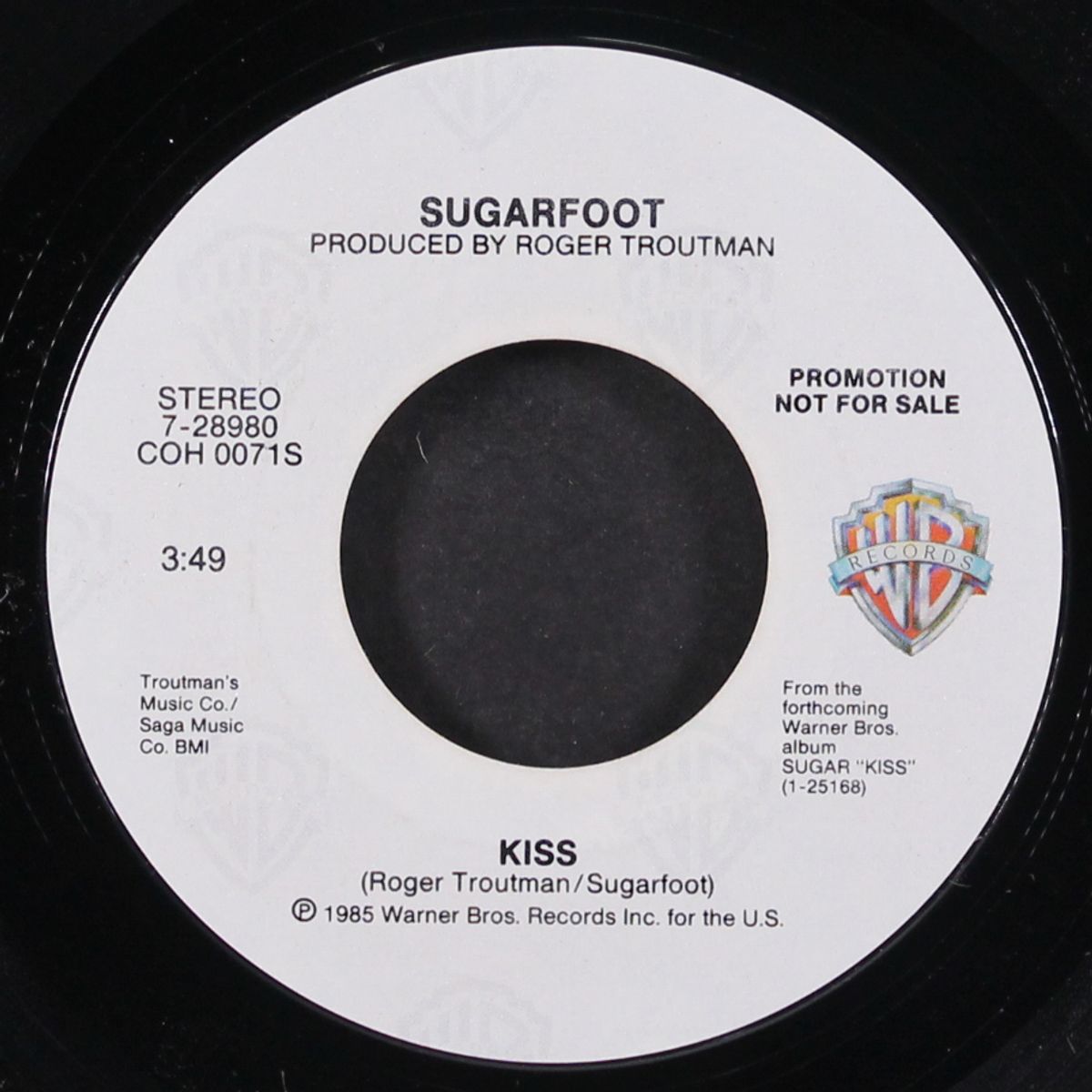 kiss / same by SUGARFOOT