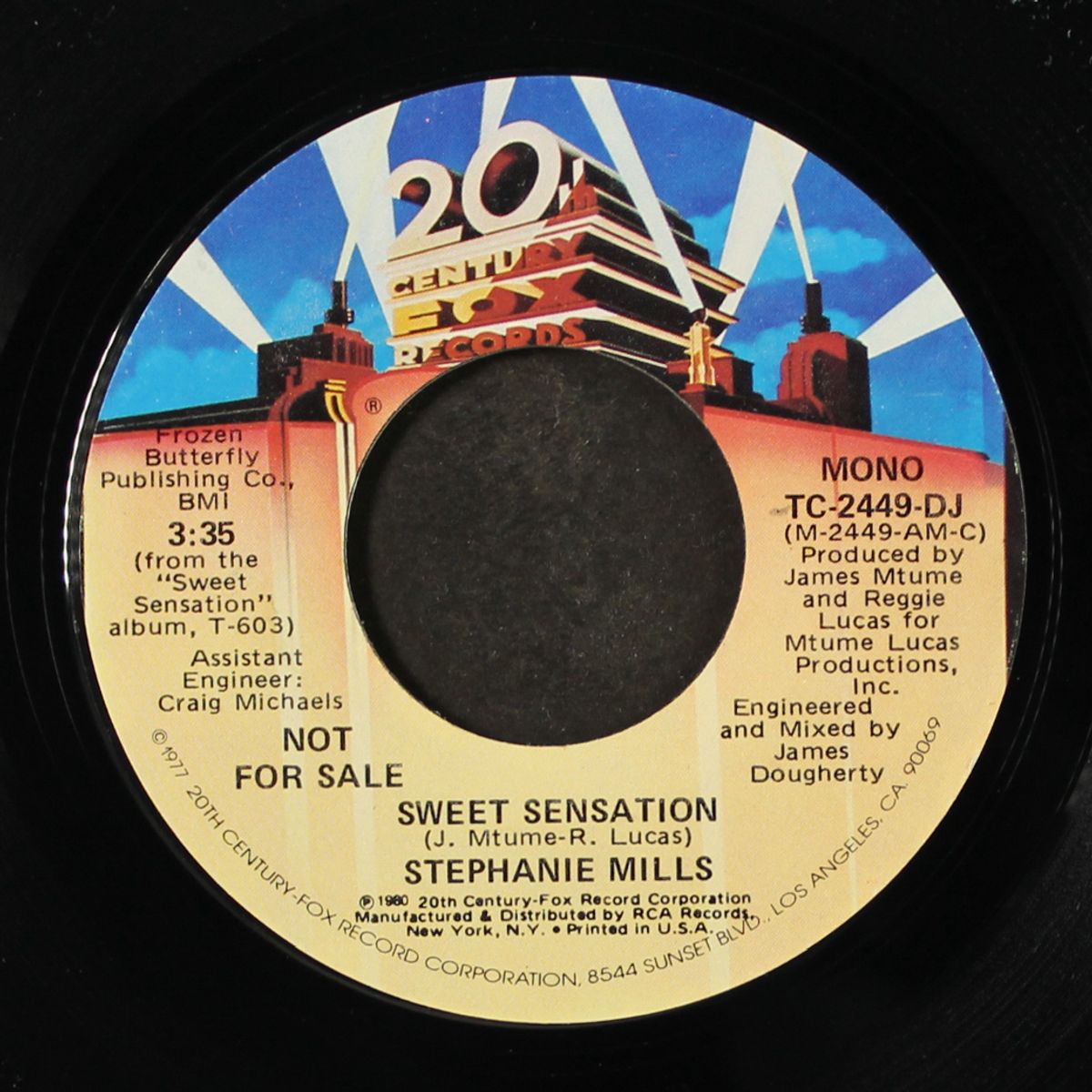 sweet sensation / mono by STEPHANIE MILLS