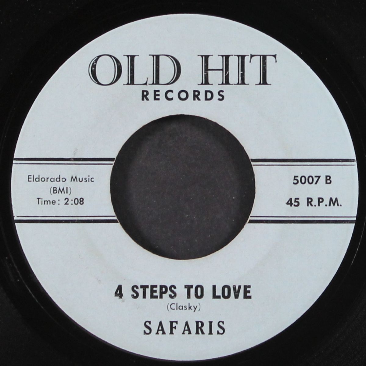 image of a girl / 4 steps to love by SAFARIS