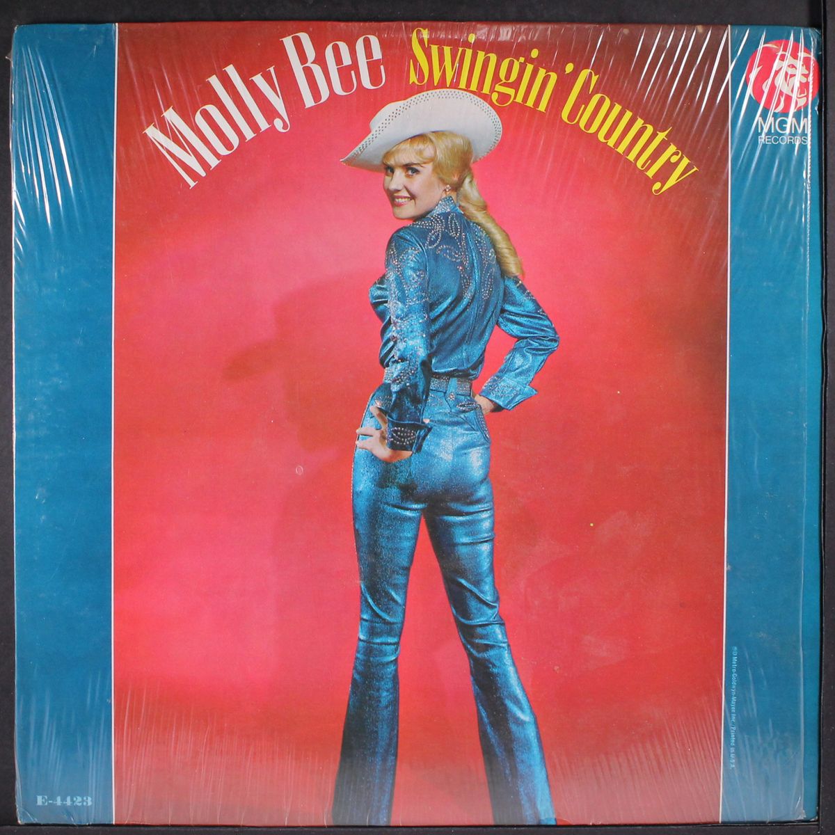 swingin' country by MOLLY BEE