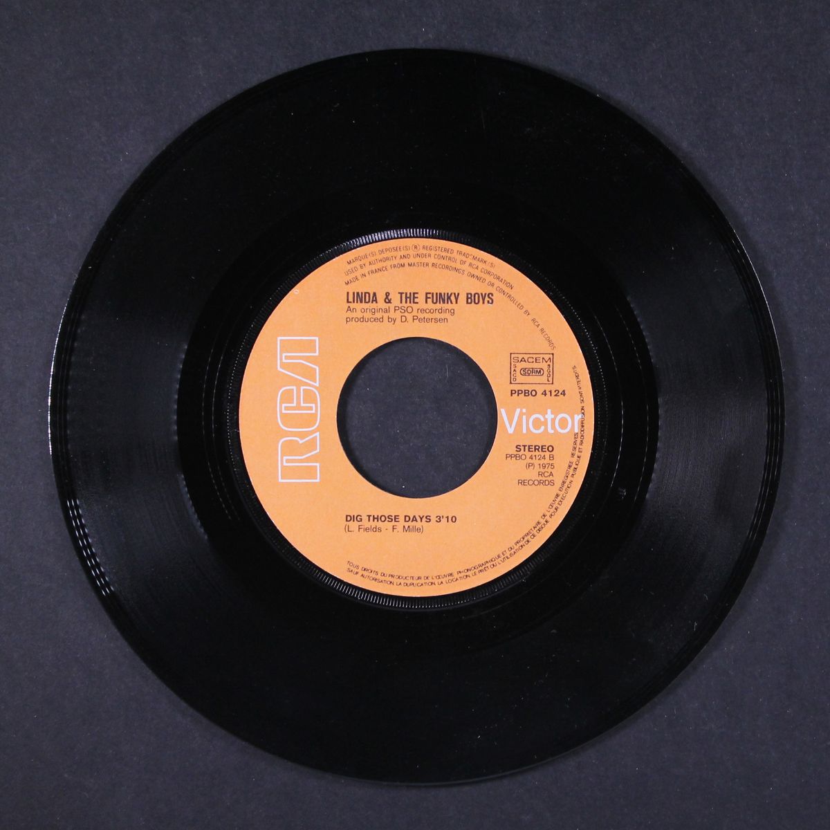 sold my rock n roll / dig those days by LINDA & FUNKY BOYS