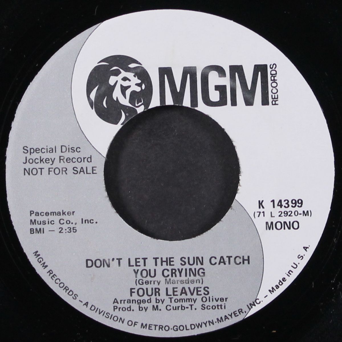 don't let the sun catch you crying / mono by FOUR LEAVES