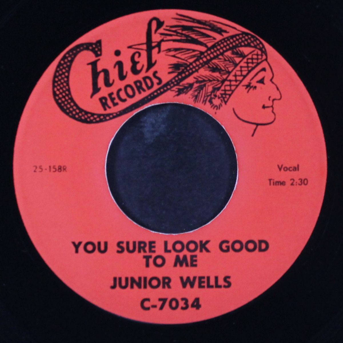 lovey dovey lovey one / you sure look good to me by JUNIOR WELLS