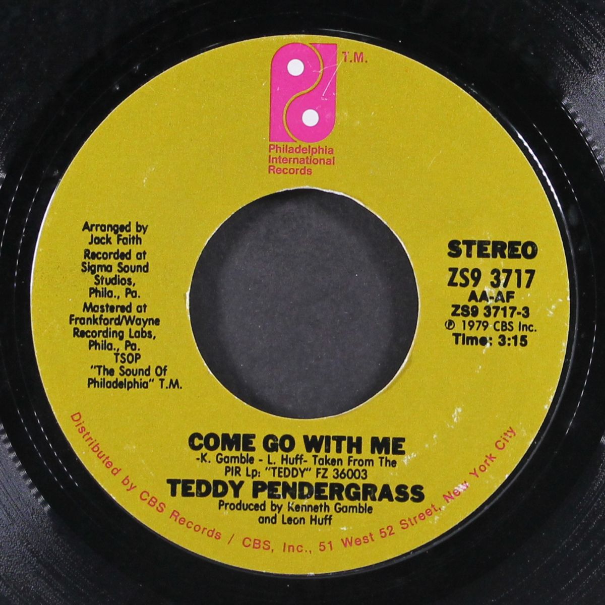 do me / come go with me by TEDDY PENDERGRASS