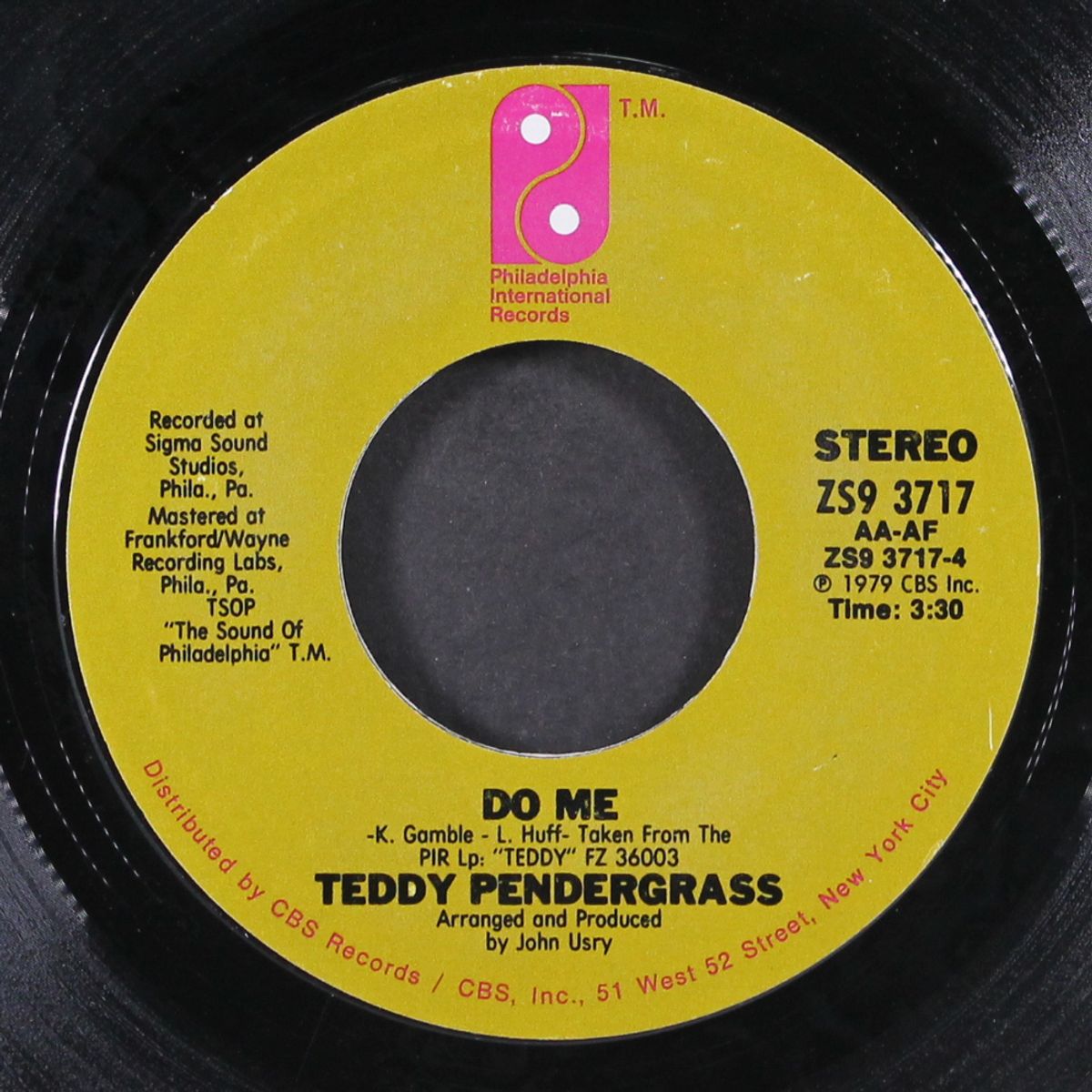 do me / come go with me by TEDDY PENDERGRASS