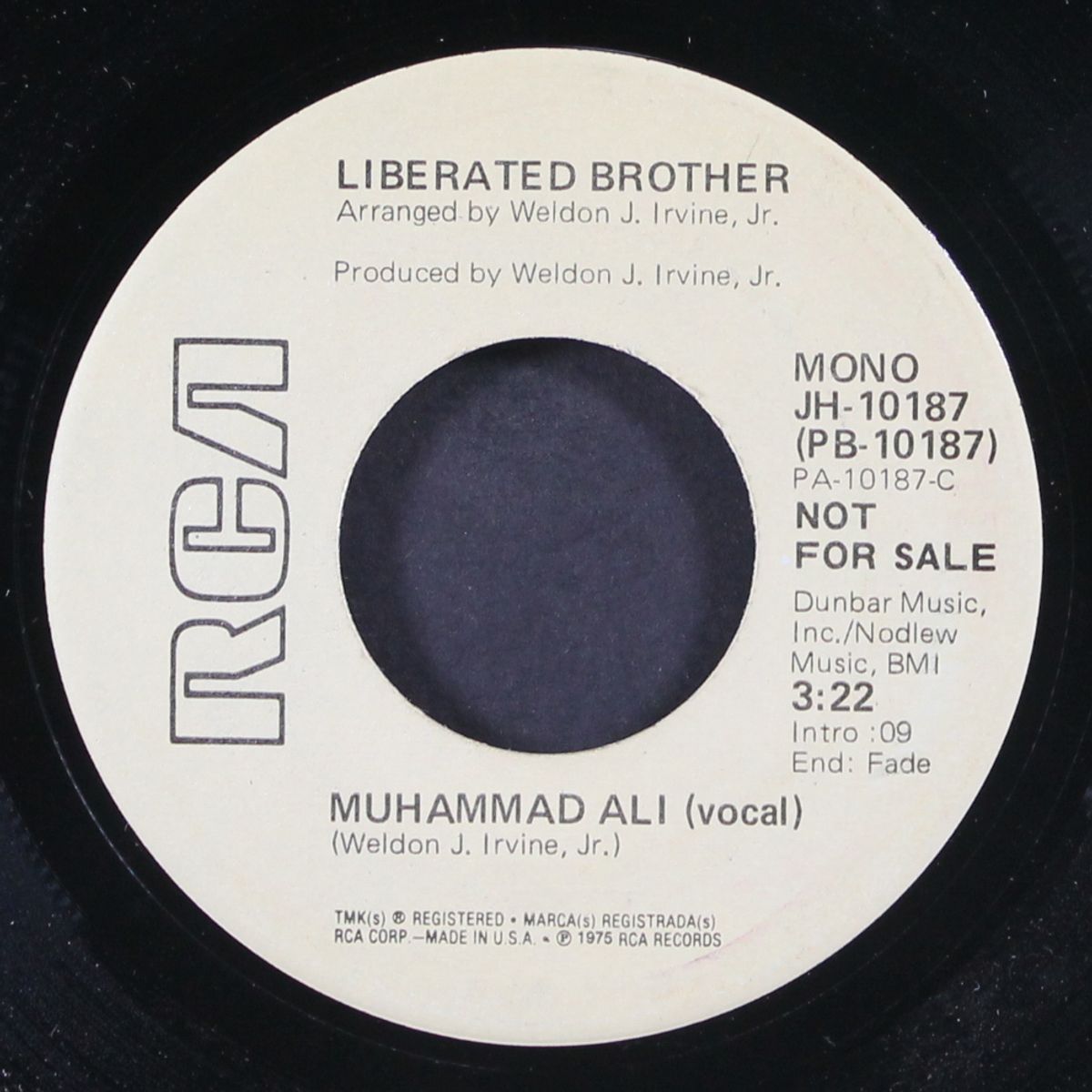 muhammad ali / mono by LIBERATED BROTHER