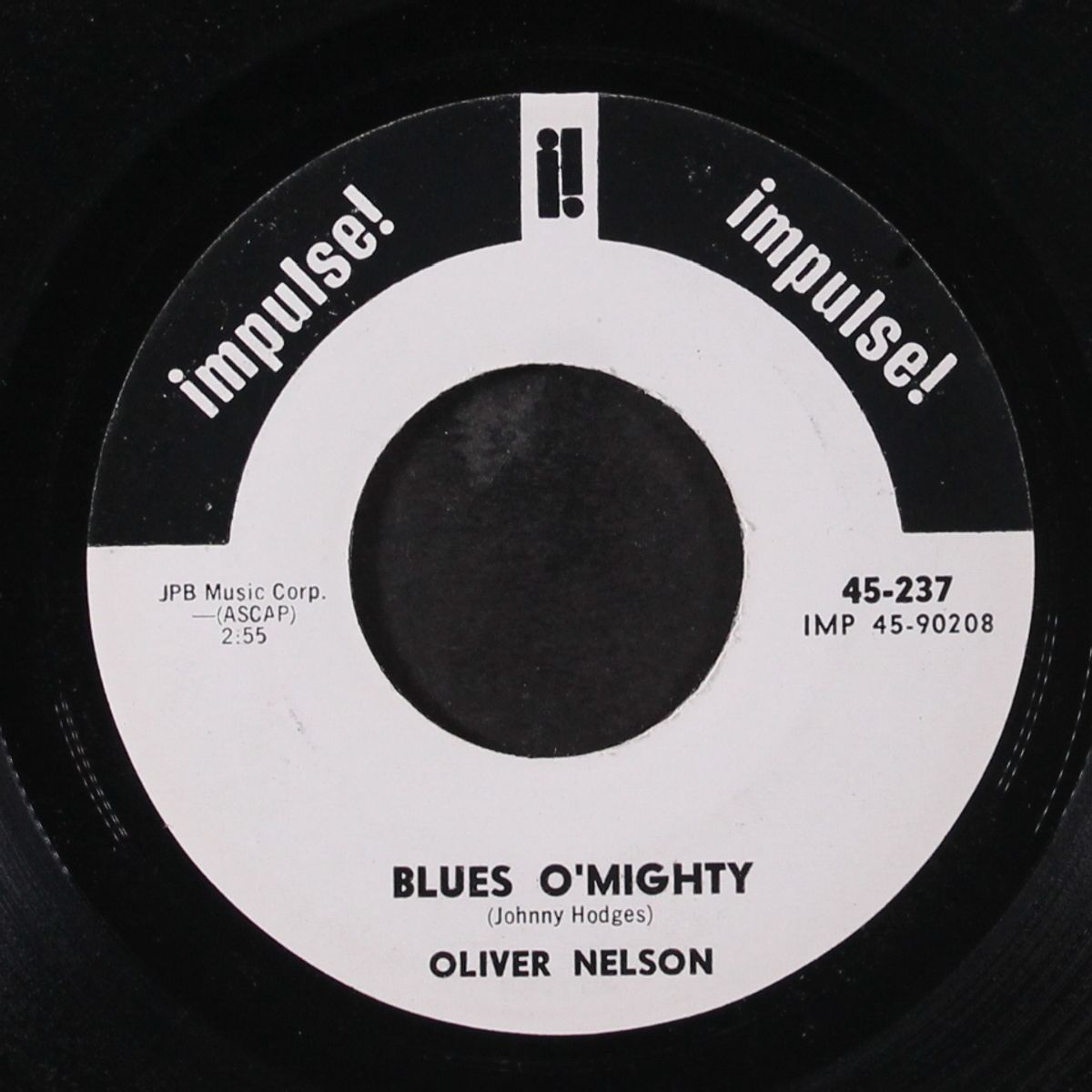 the critics choice / blues o'mighty by OLIVER NELSON