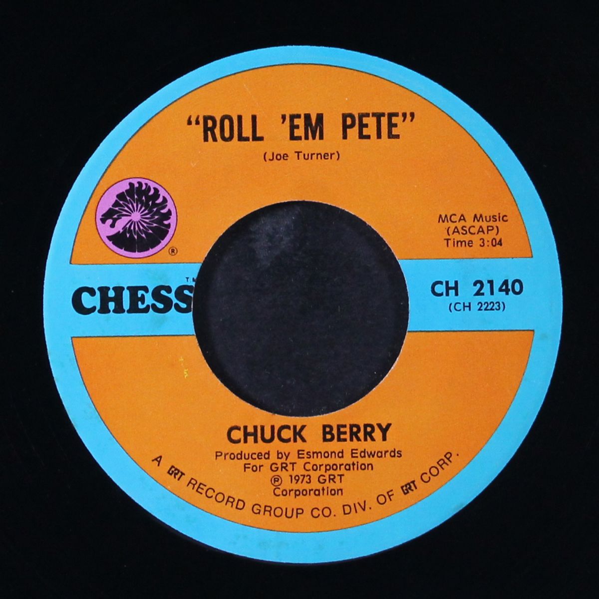 bio / roll 'em pete by CHUCK BERRY