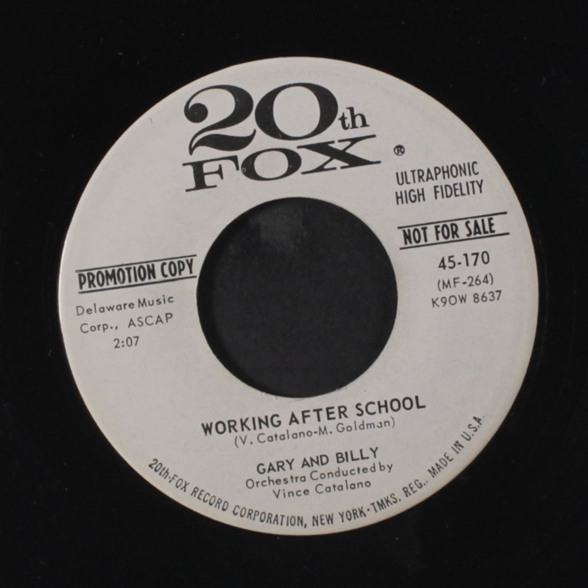 working after school / lisa by GARY & BILLY