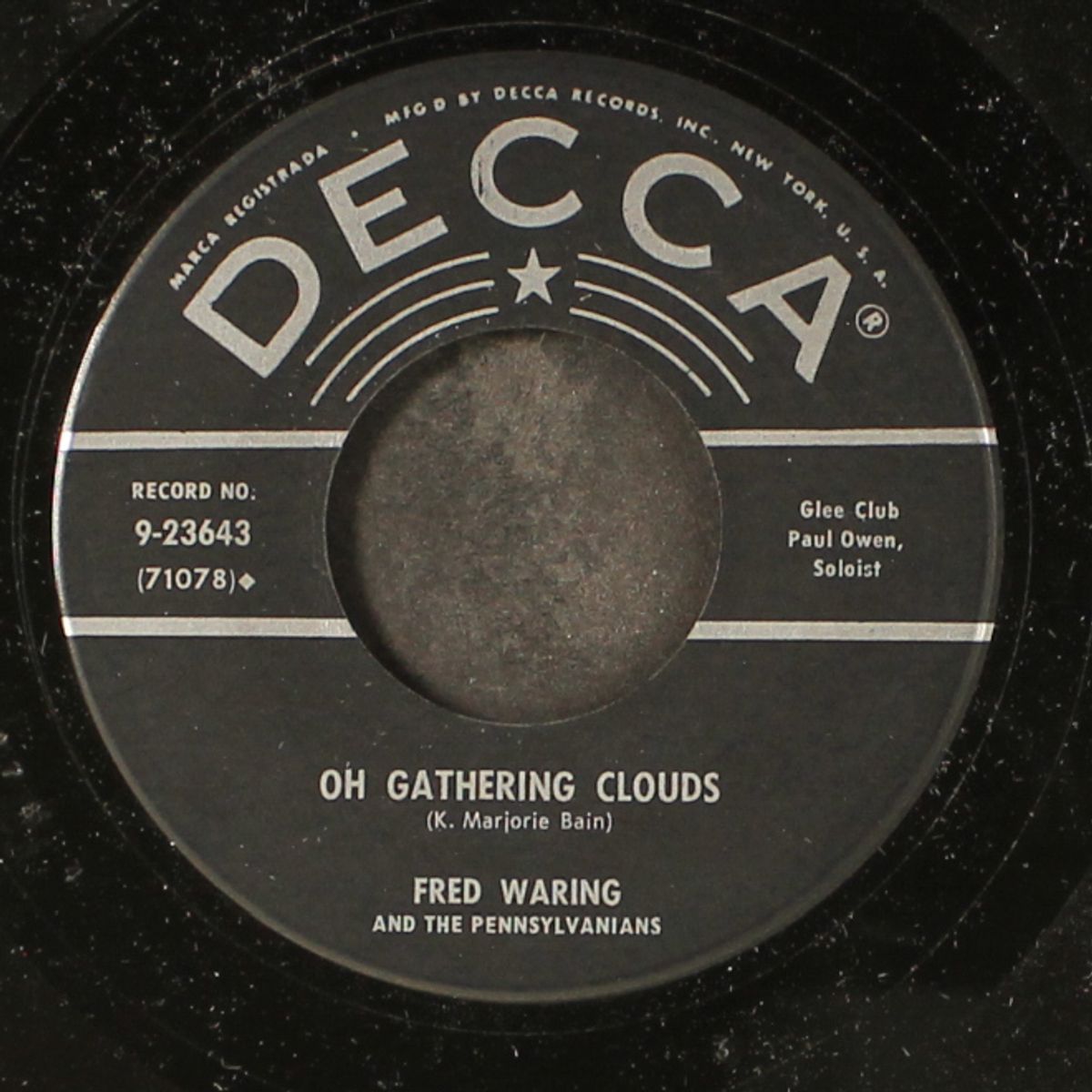 silent night / oh gathering clouds by FRED WARING