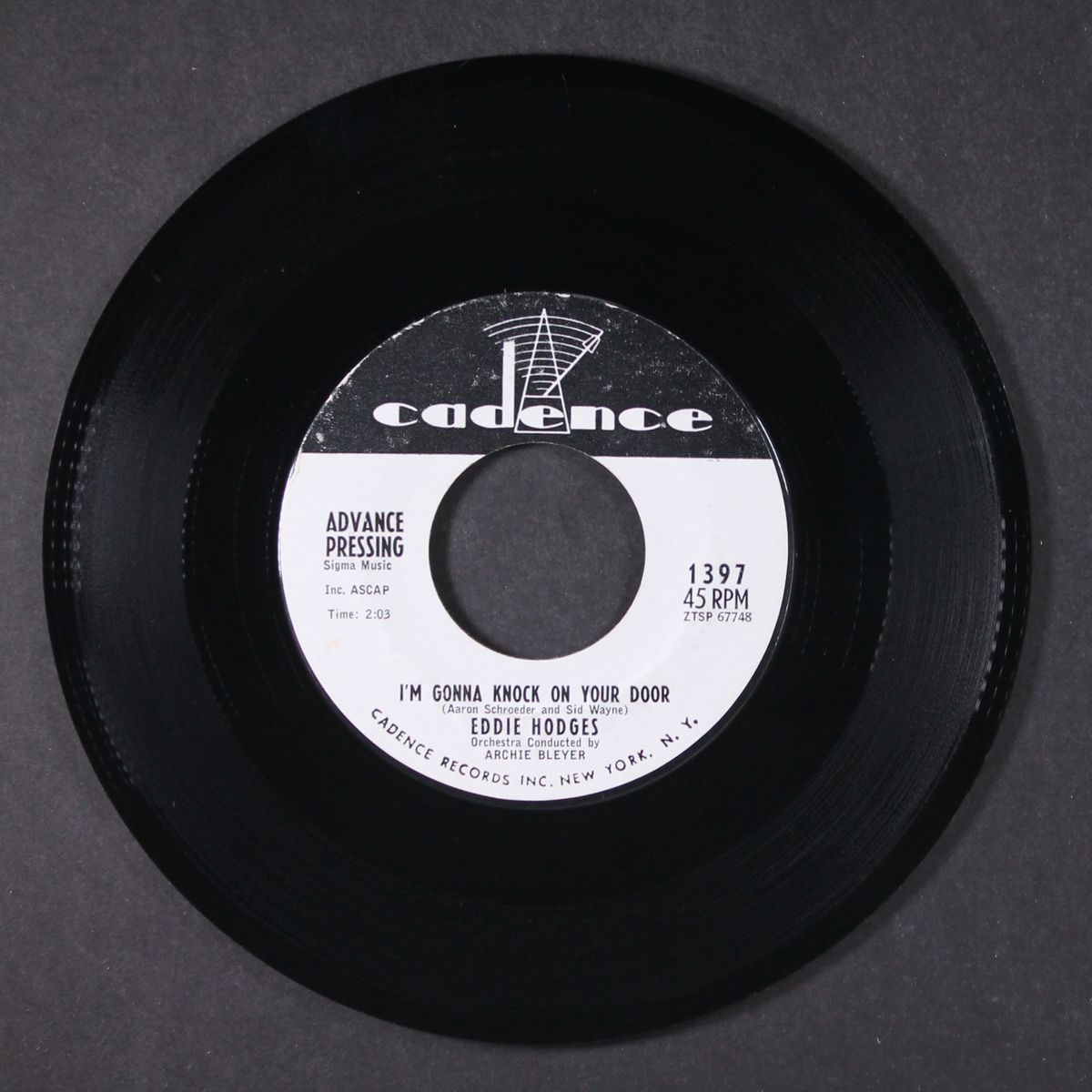 i'm gonna knock on your door / ain't gonna wash for a week by EDDIE HODGES
