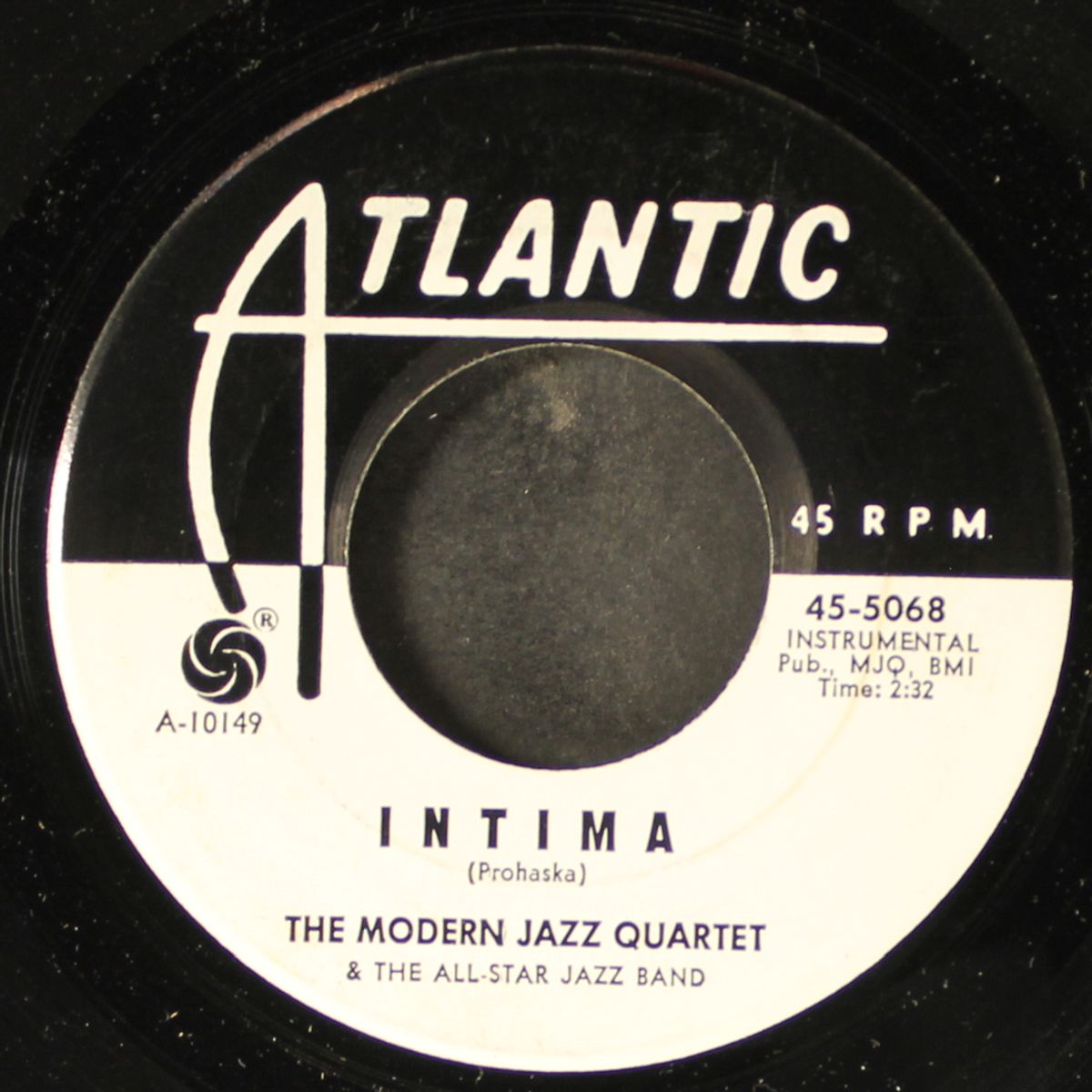 home / intima by MODERN JAZZ QUARTET