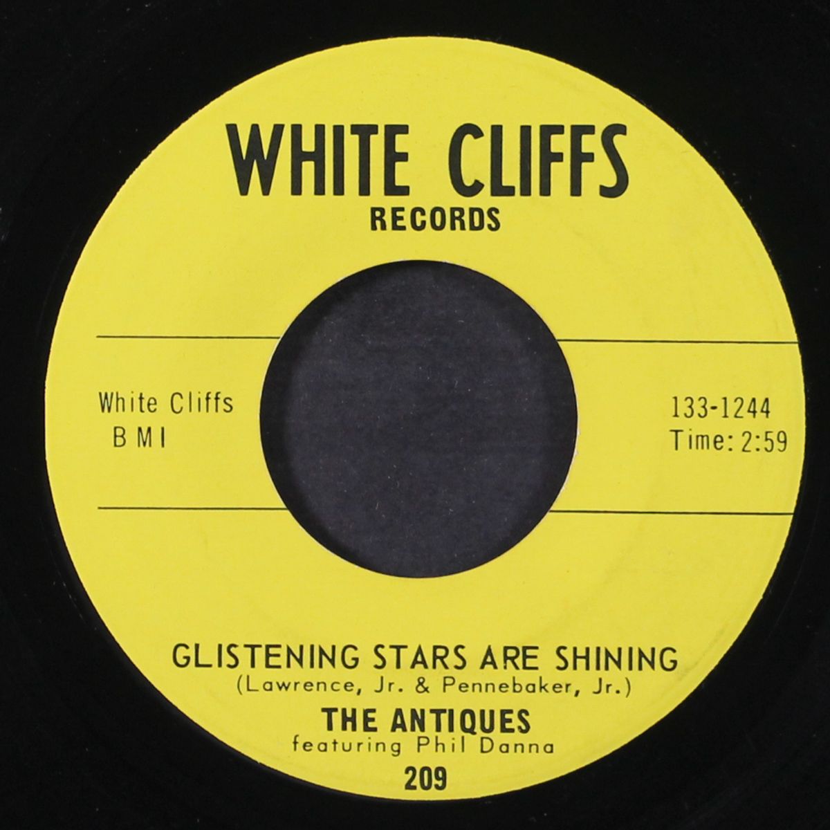 glistening stars are shining / taught me to care by ANTIQUES