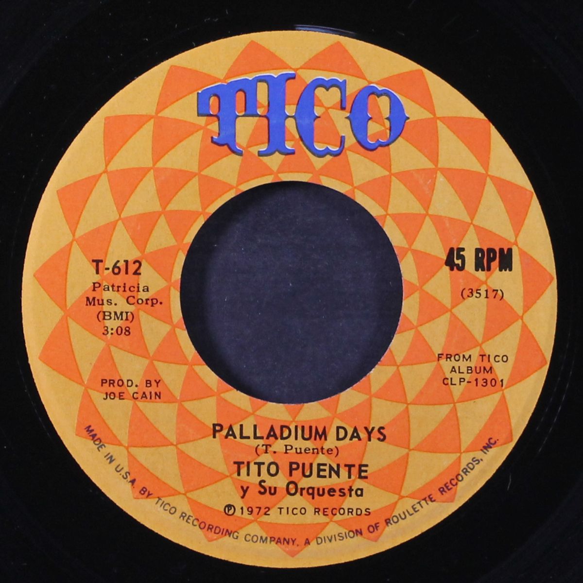 contentoso / palladium days by TITO PUENTE