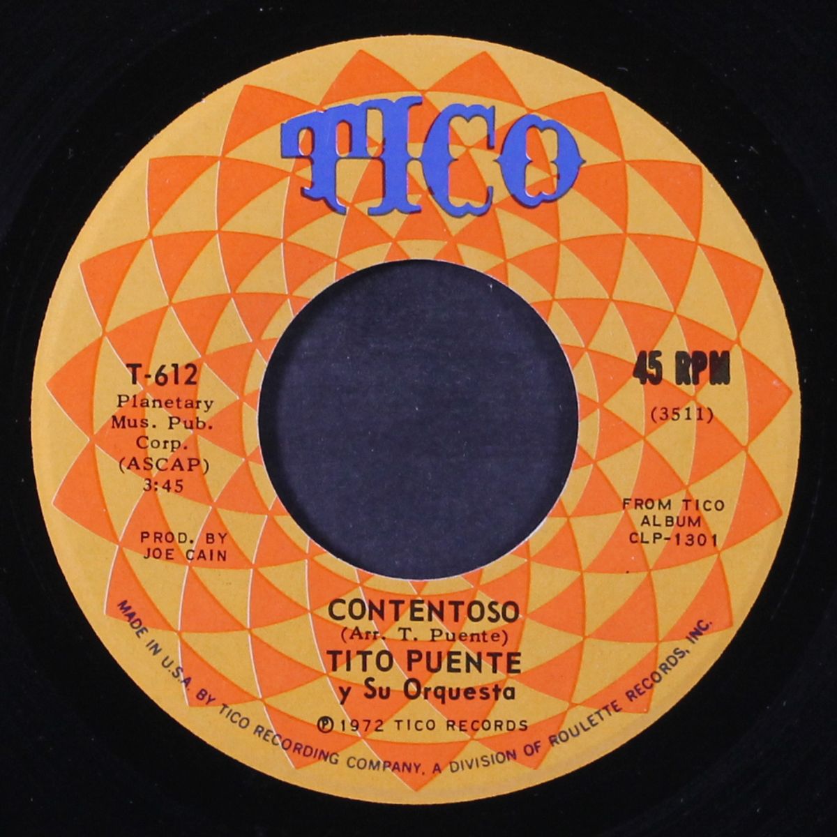 contentoso / palladium days by TITO PUENTE