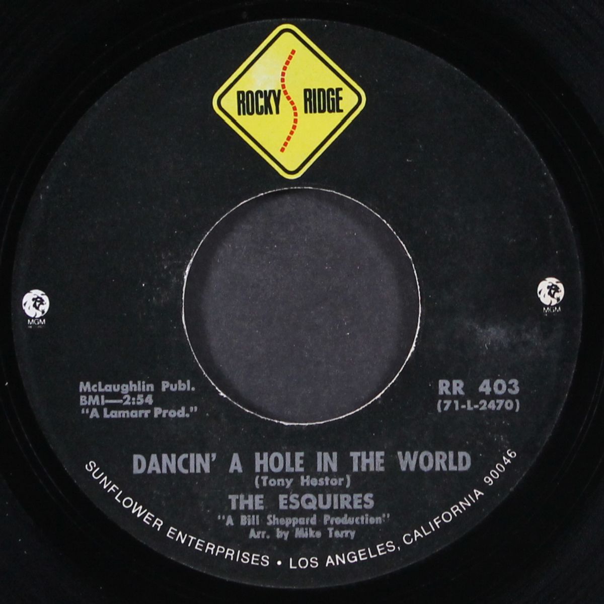 dancin' a hole in the world / that ain't no reason by ESQUIRES