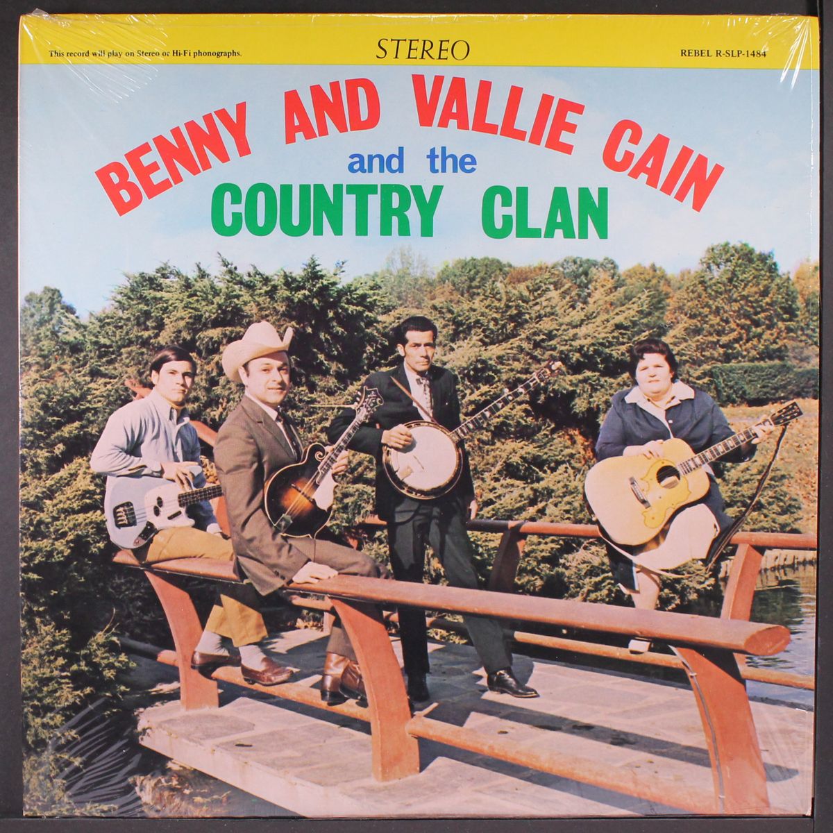 and the country clan by BENNY & VALLIE CAIN