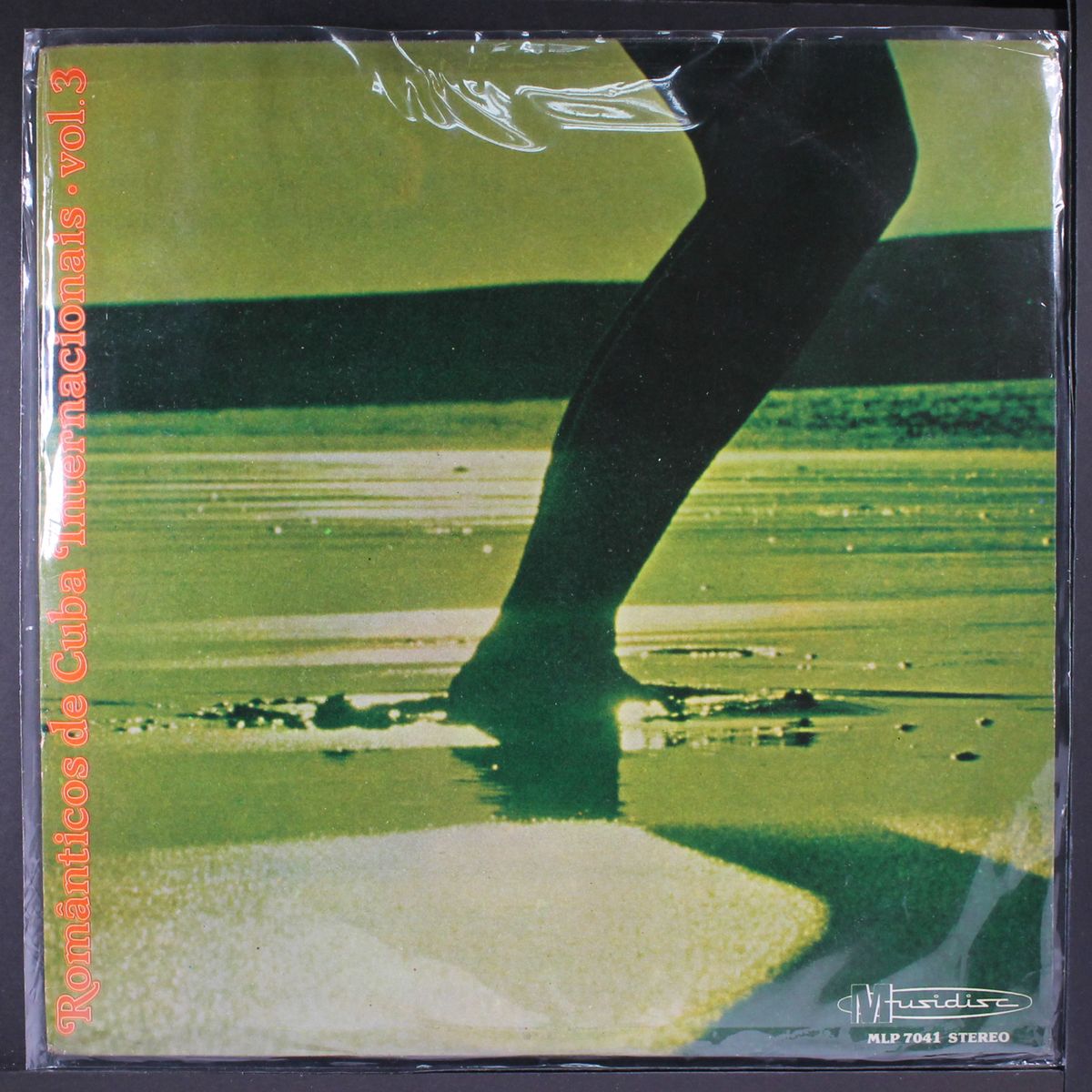 romanticos de cuba internacionais vol. 3 by ORQUESTA ROMANTICOS DE CUBA