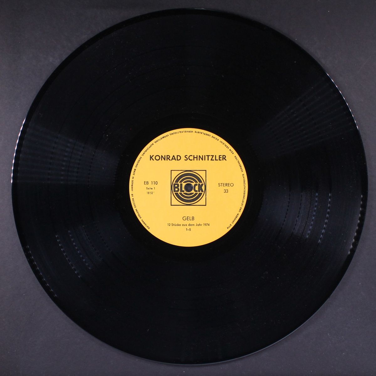 gelb by KONRAD SCHNITZLER