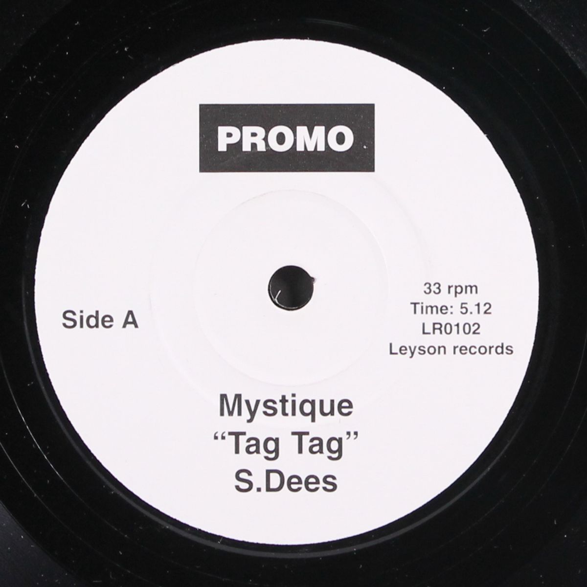 tag tag by MYSTIQUE