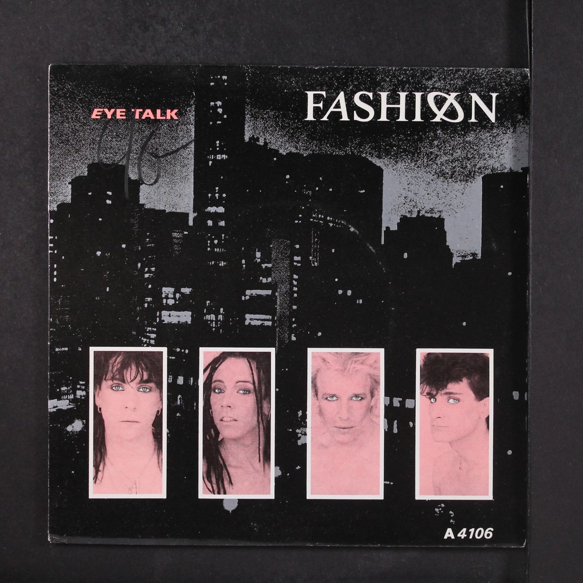 eye talk by FASHION