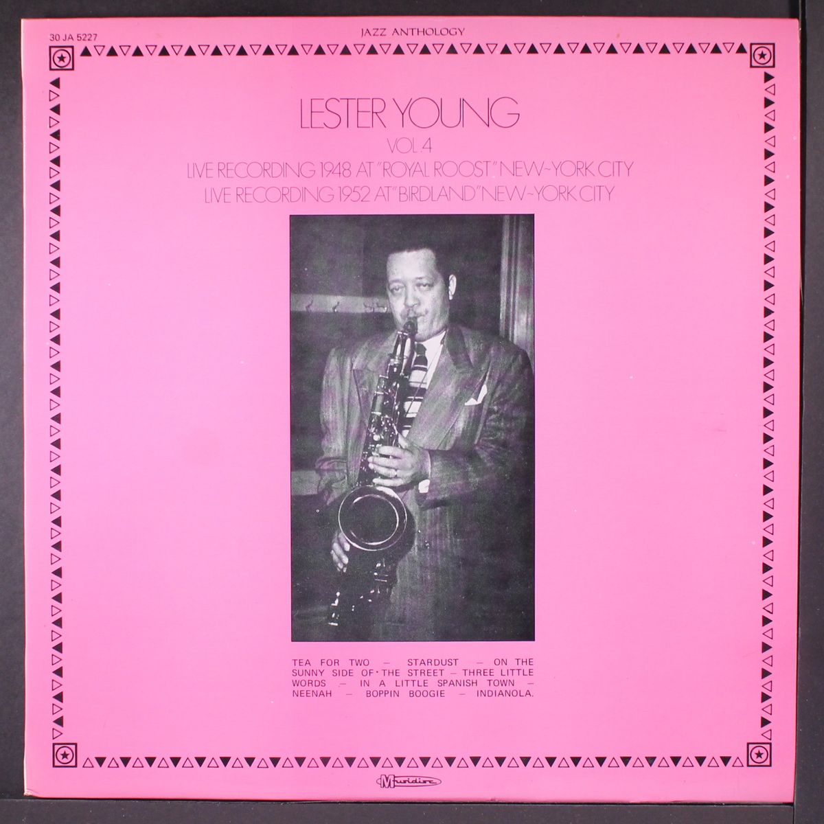 vol. 4 by LESTER YOUNG