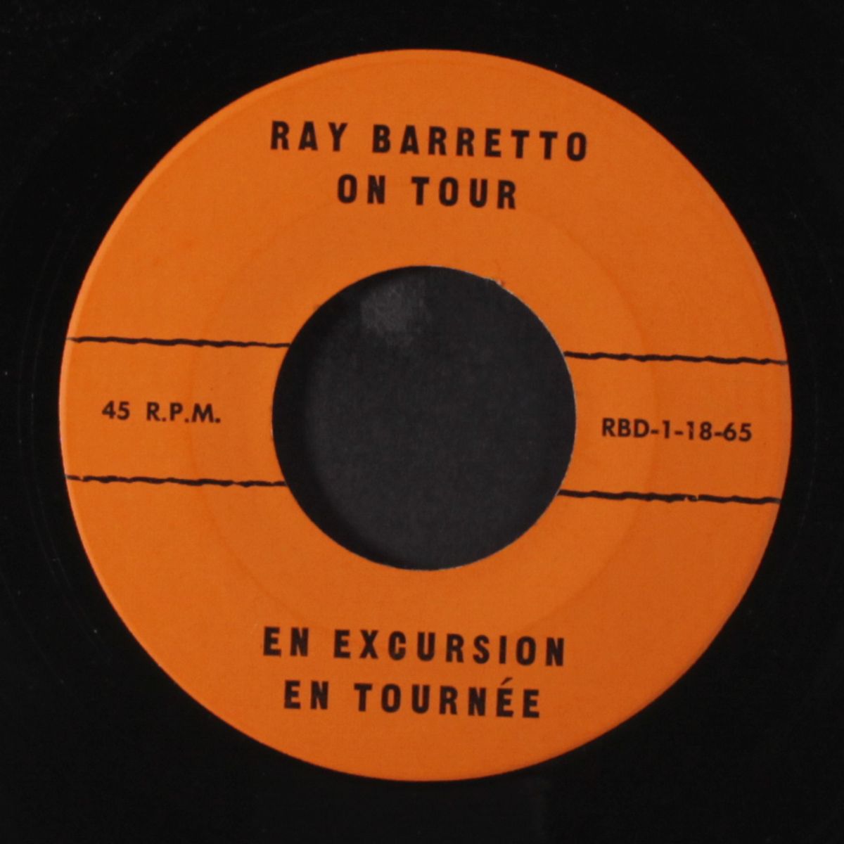 ray barretto on tour - an excursion en tournee by RAY BARRETTO