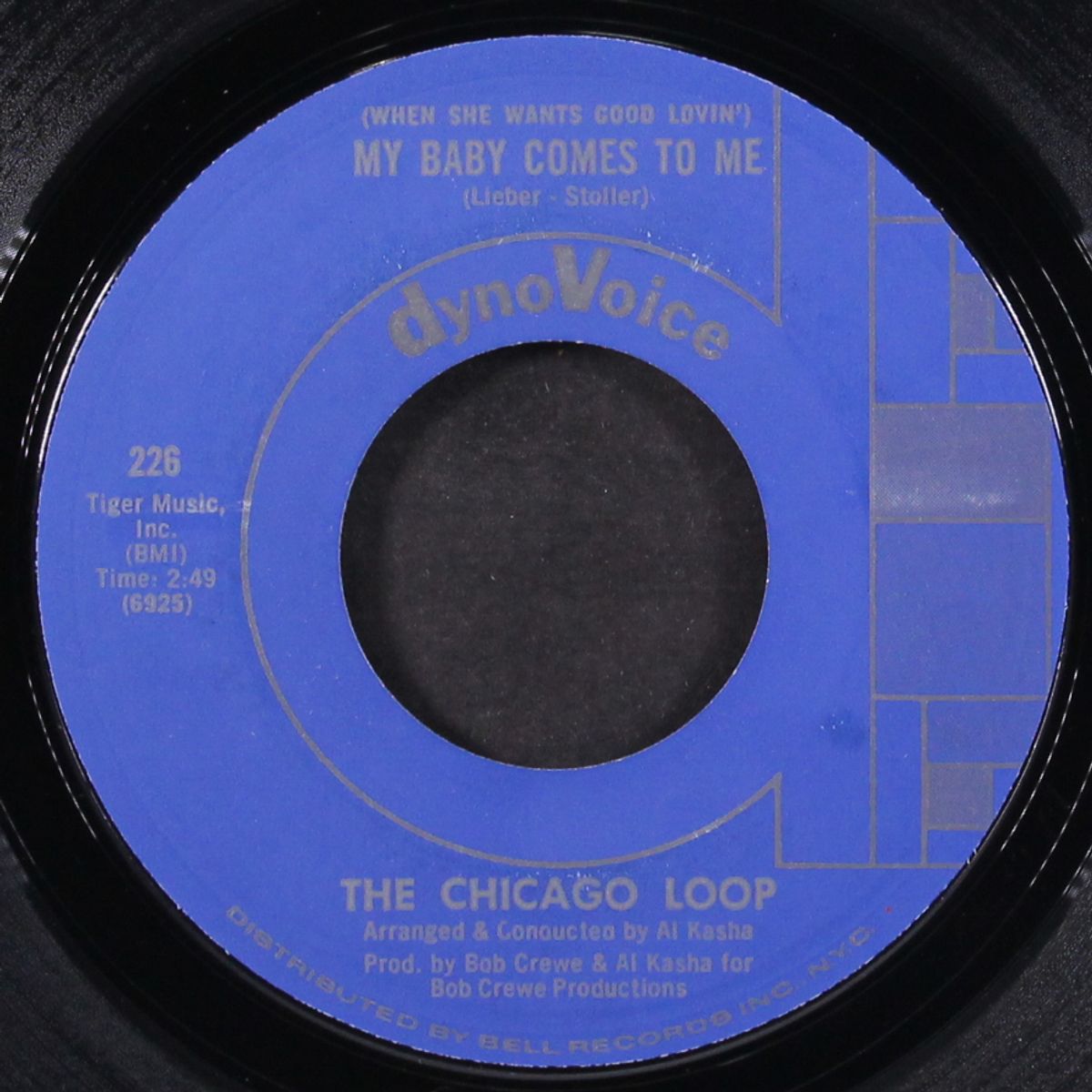 my baby comes to me / this must be the place by CHICAGO LOOP