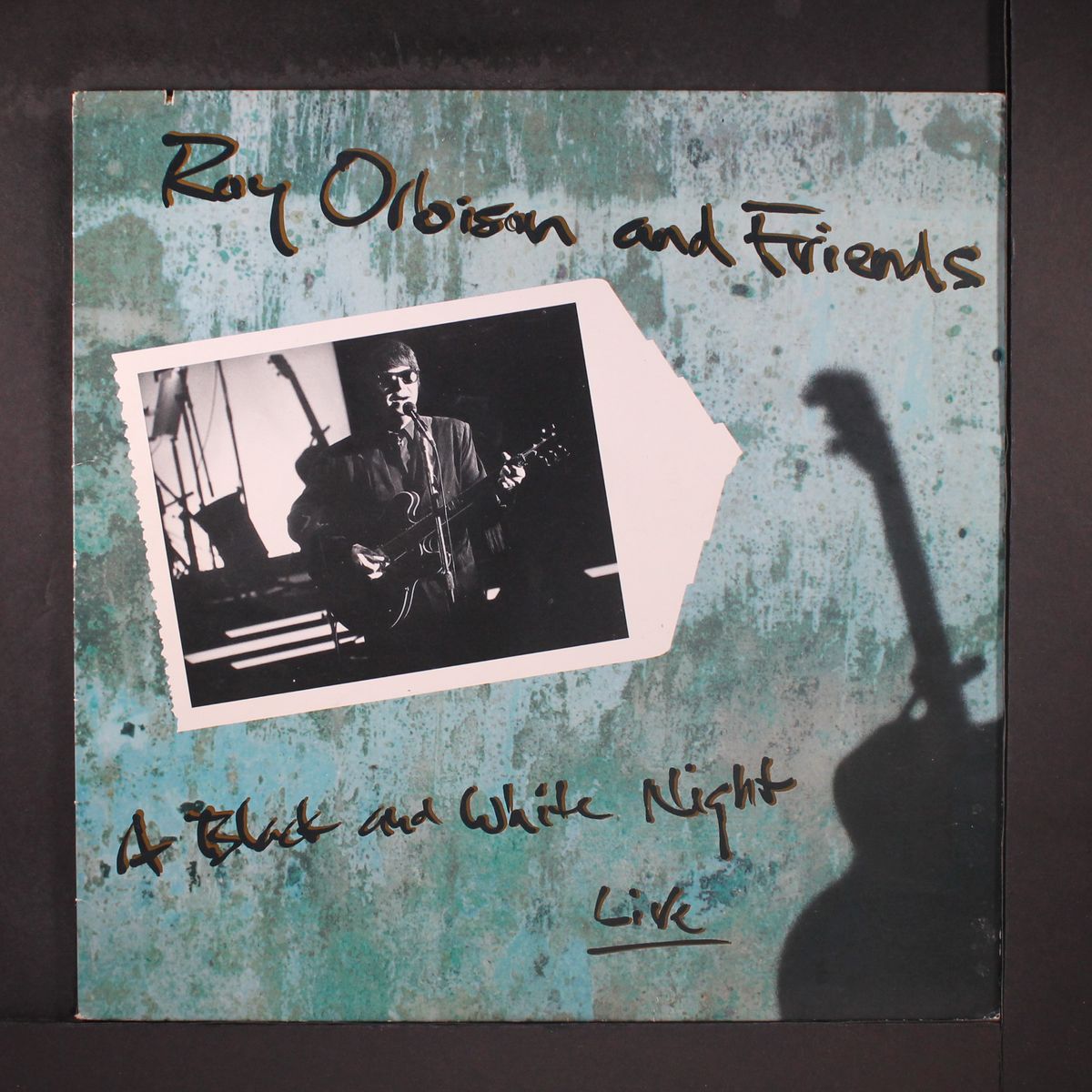 a black and white night live by ROY ORBISON & FRIENDS