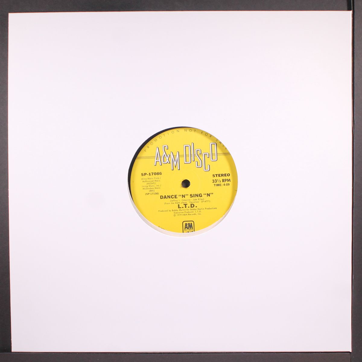 dance 'n' sing 'n' / short by L.T.D.