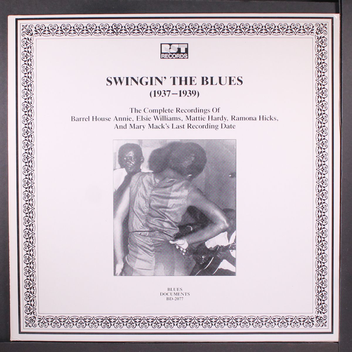 swingin' the blues by VARIOUS
