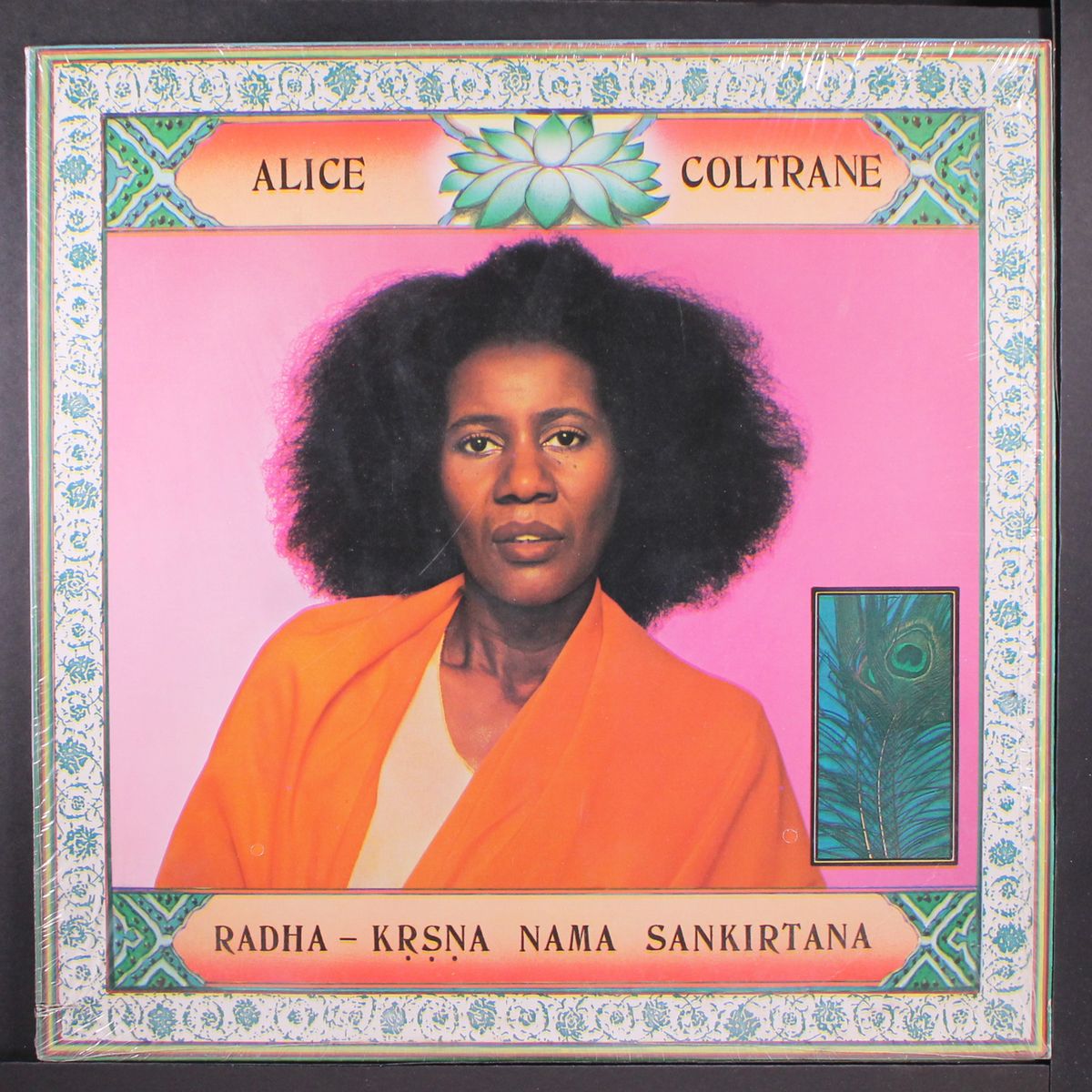 radha-krsna nama sankirtana by ALICE COLTRANE