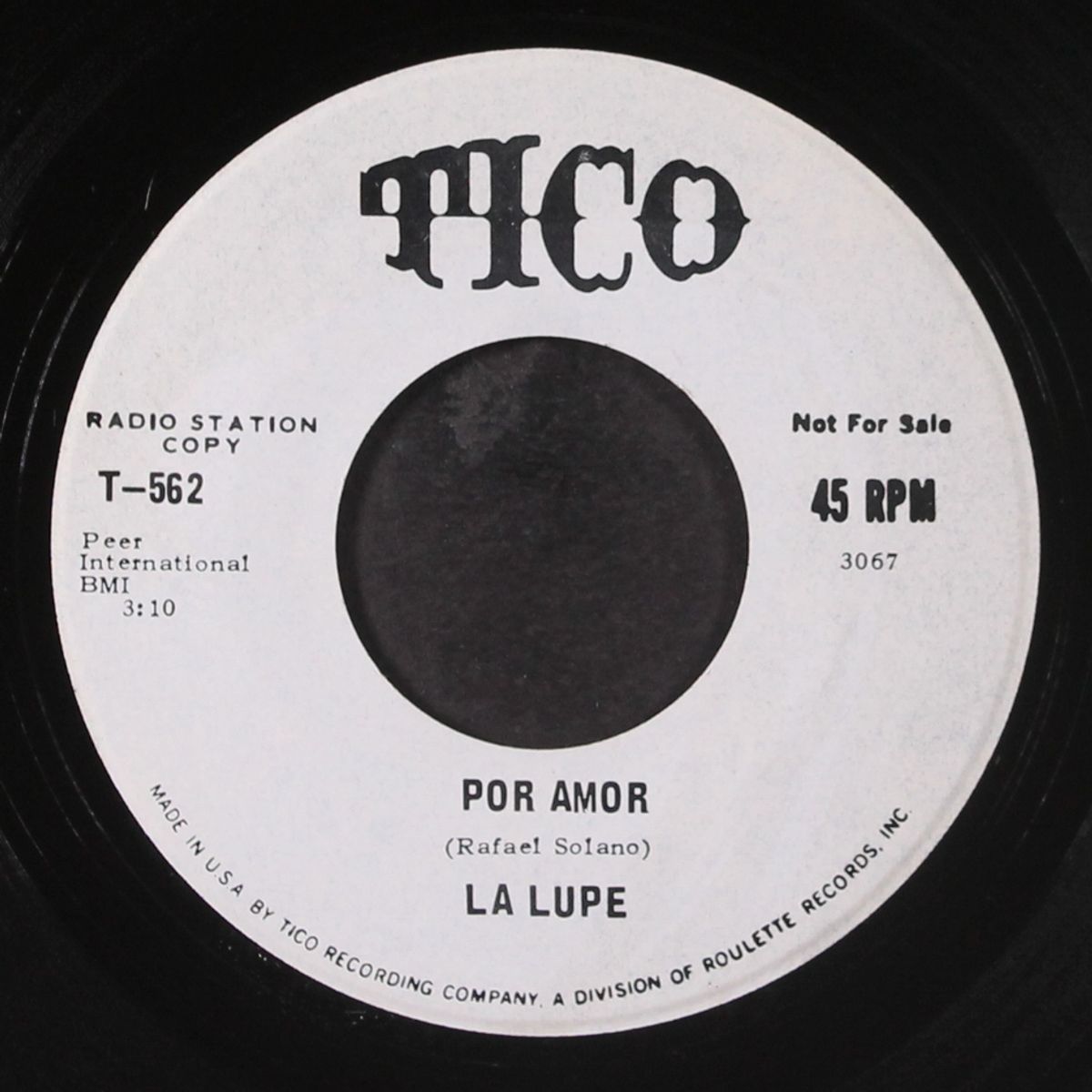 por amor / chucun by LA LUPE