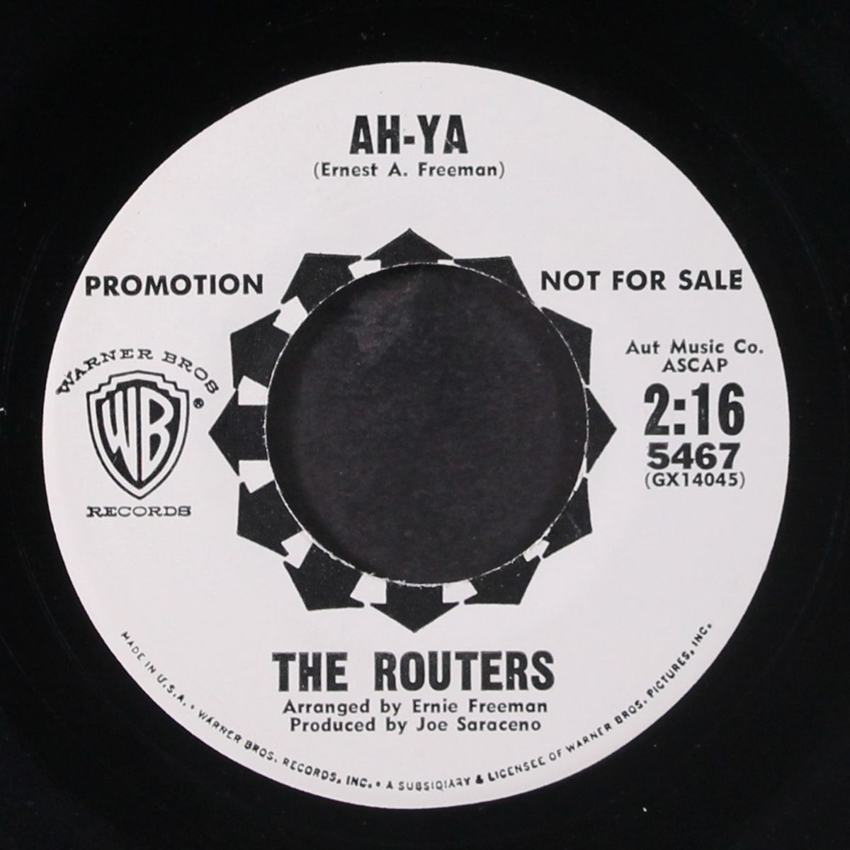 stamp & shake by ROUTERS