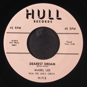 MABEL LEE & GROUP