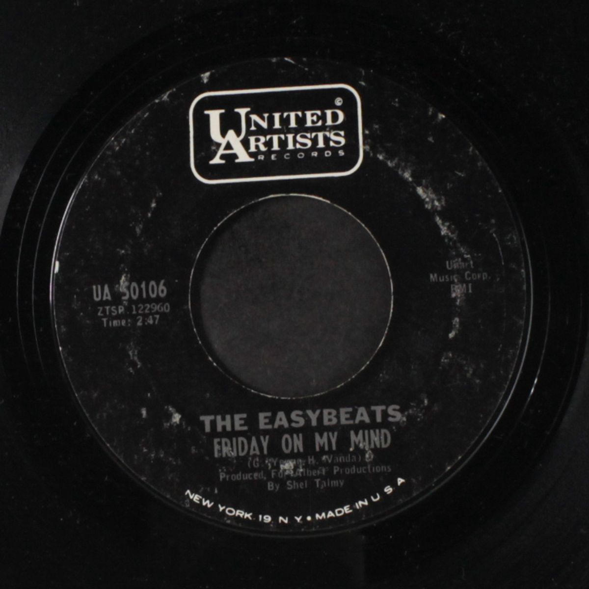 friday on my mind / made my bed... by EASYBEATS