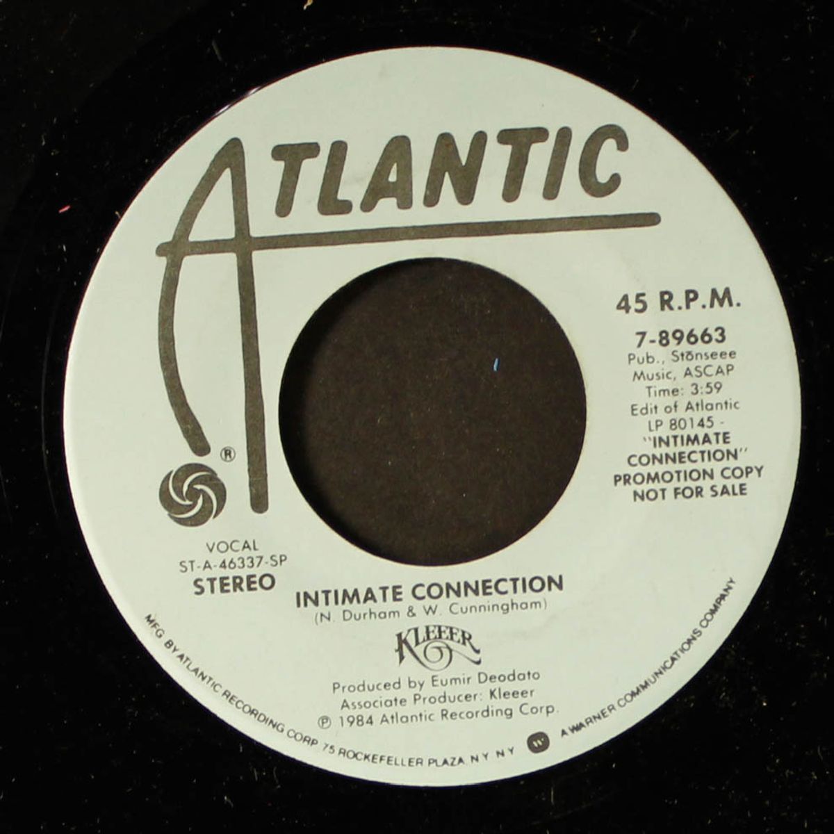 intimate connection / mono by KLEEER
