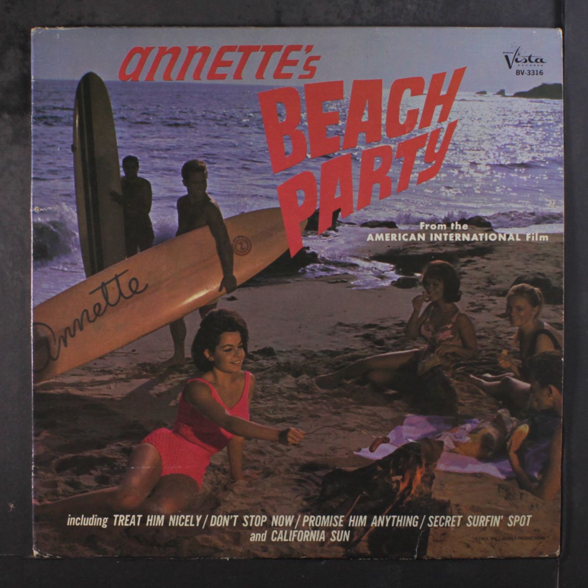 annette's beach party by ANNETTE