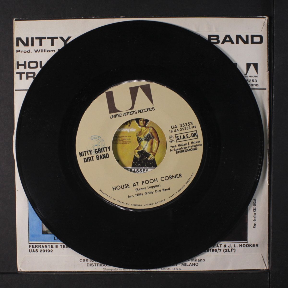 house at pooh corner / travelin' mood by NITTY GRITTY DIRT BAND