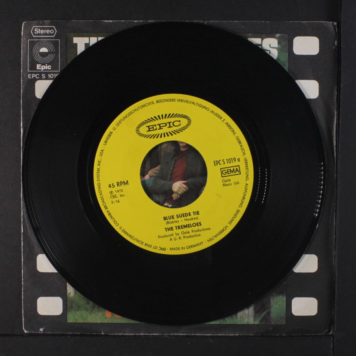 blue suede tie / yodel ay by TREMELOES
