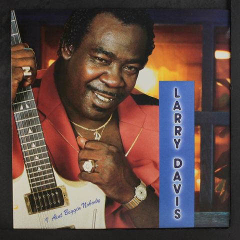 LARRY DAVIS